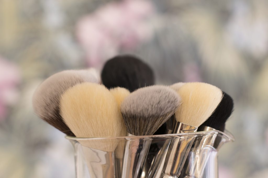 Estudio de maquillaje tropical